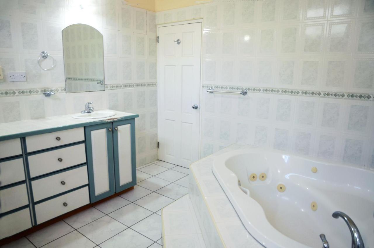 Bascombe Apartments Kingstown Zewnętrze zdjęcie